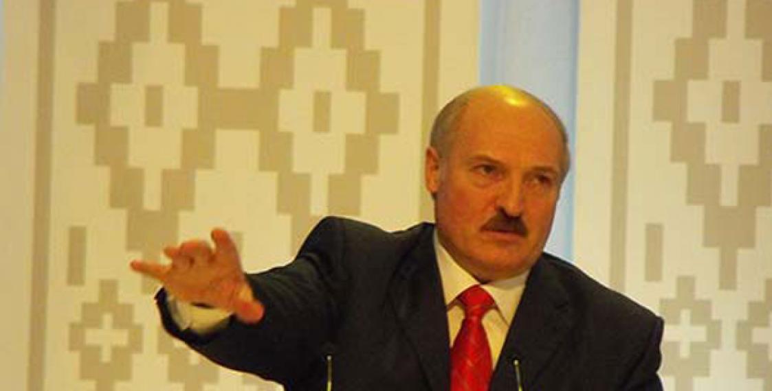 Lukashenka to give press conference on November 17