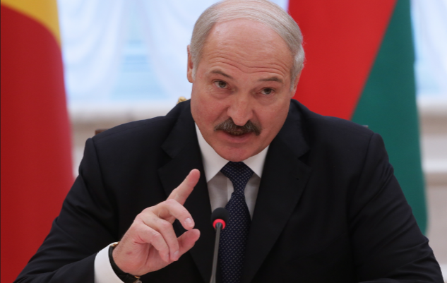Lukashenka: get $500 salary whatever it takes