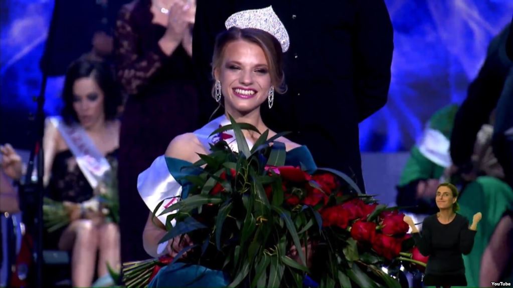 Belarusian Student Wins Miss Wheelchair World Award