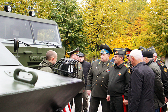 The Belarusian arms business: new deals and old collisions