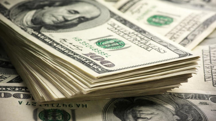 ЦБ возобновил закупку валюты после обвала рубля
