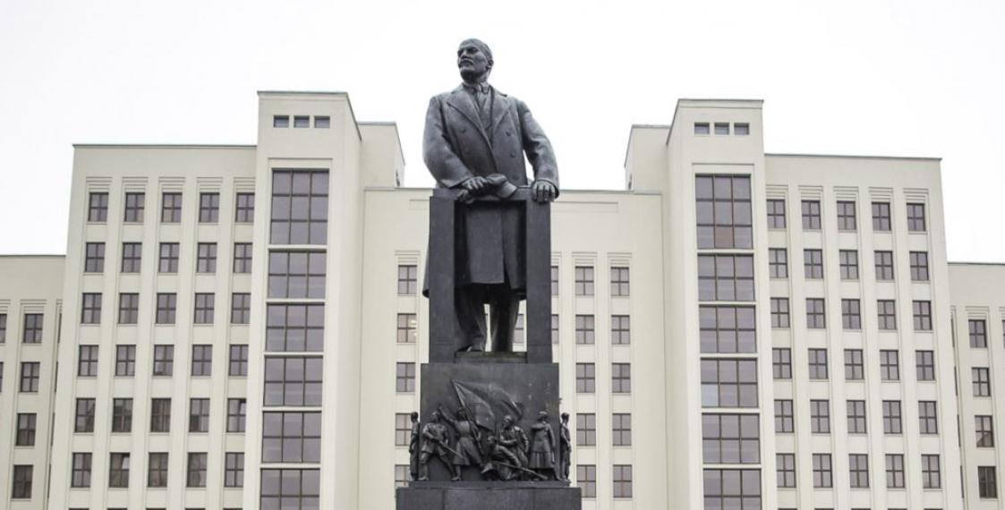 Officials explain why Lenin cannot be removed from Independence Square