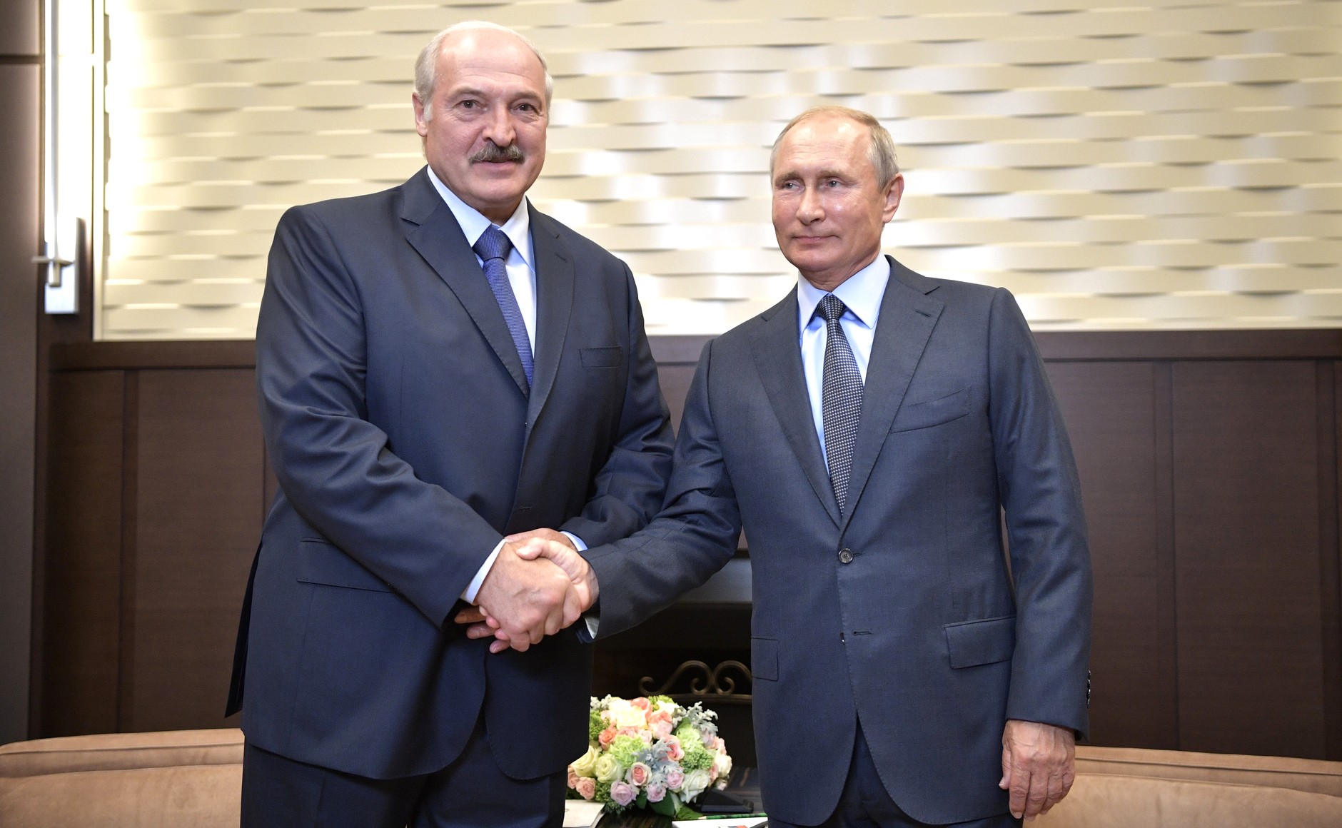 Lukashenka meets one-on-one with Putin in Sochi