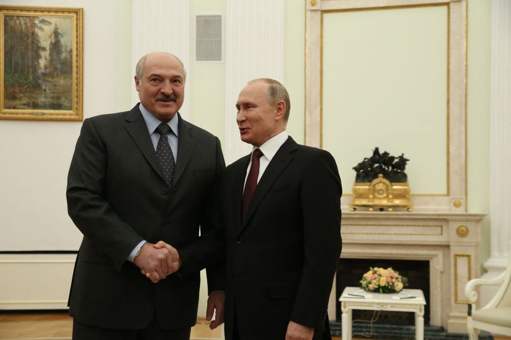 Bloomberg Opinion: Putin’s Retirement Plan Depends on Belarus