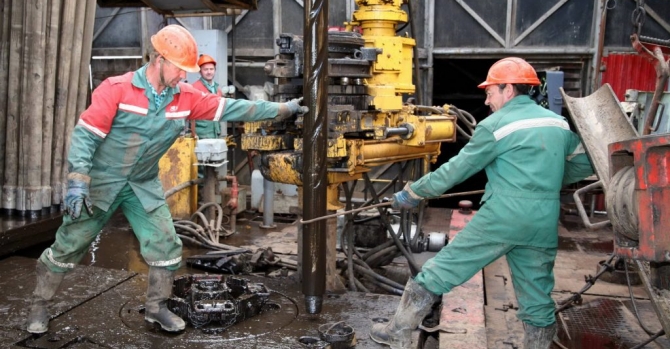 Belarus Calculates Damages As Bad Russian Oil Suspends Export Of Belarusian