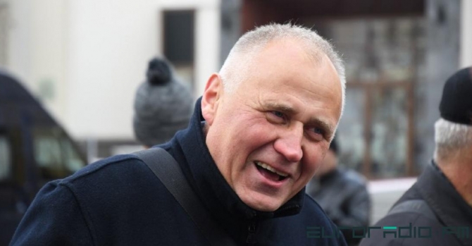Statkevich organizes picket in center of Minsk