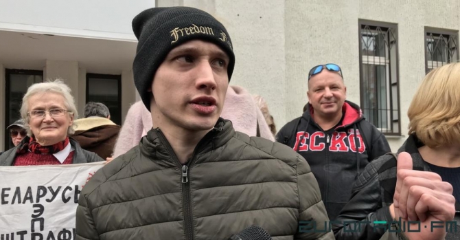 Anarchist Zmitser Paliyenka released in court