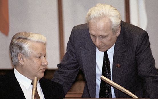 Глава администрации Ельцина раскрыл просьбу Крыма и Донбасса в 1991 году