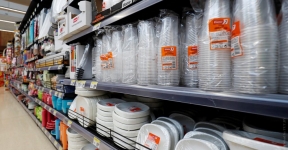 Belarus Will Ban All Plastic Tableware In Public Catering In 2023