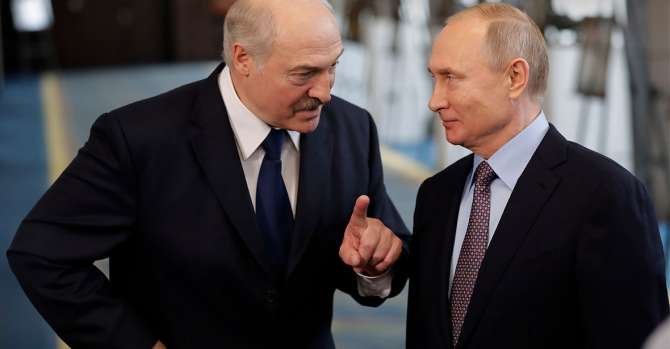 «Затронули некоторые вопросы взаимодействия»: пресс-службы не раскрывает суть переговоров Путина и Лукашенко